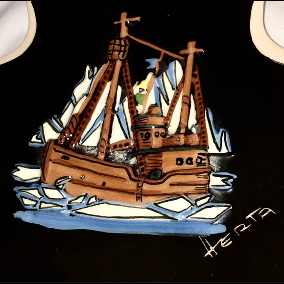 Vintage Herta Gerz BC Ceramics Pottery Shield Dish Vancouver RCMP Arctic Ship - Picture 1 of 9